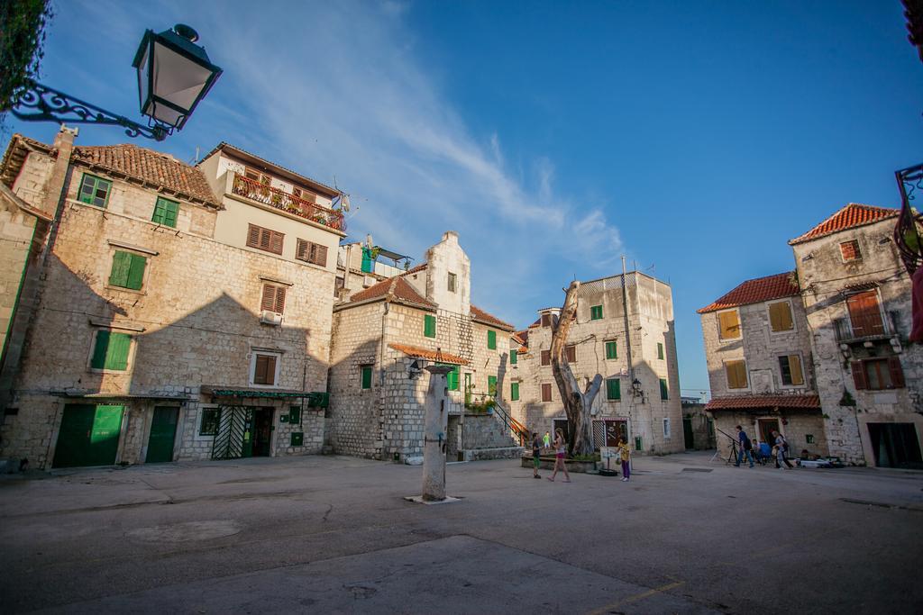 Apartment Niko Kastel Stari Kaštela Habitación foto